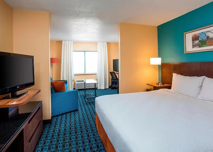 Hotel Fairfield By Marriott &