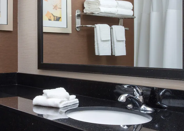 Fairfield By Marriott &