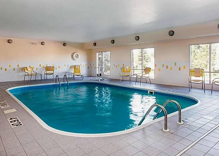 Fairfield By Marriott & 3* Cheyenne