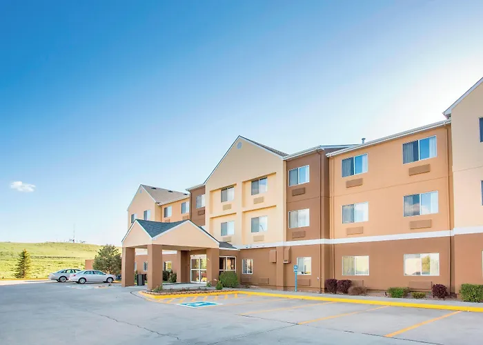 Fairfield By Marriott & 3* Cheyenne