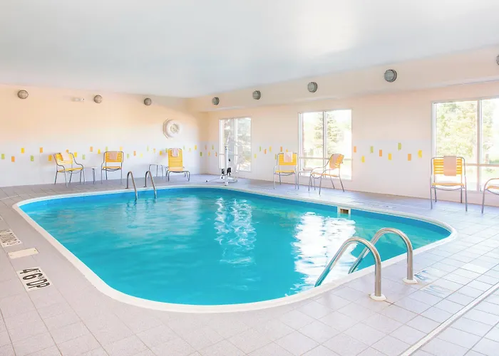 Hotel Fairfield By Marriott & 3*