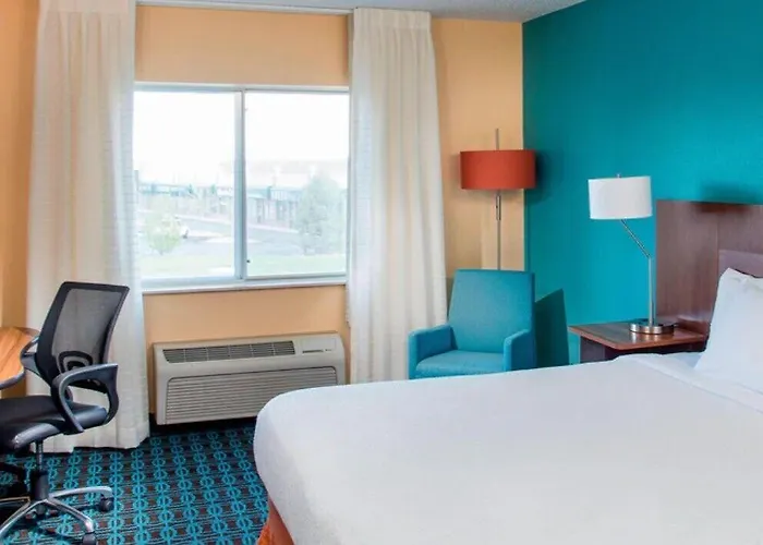 Fairfield By Marriott & 3* Cheyenne
